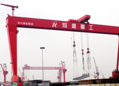 300tx70m造船門式起重機(jī)價(jià)格  300tx70m造船門式起重機(jī)直銷