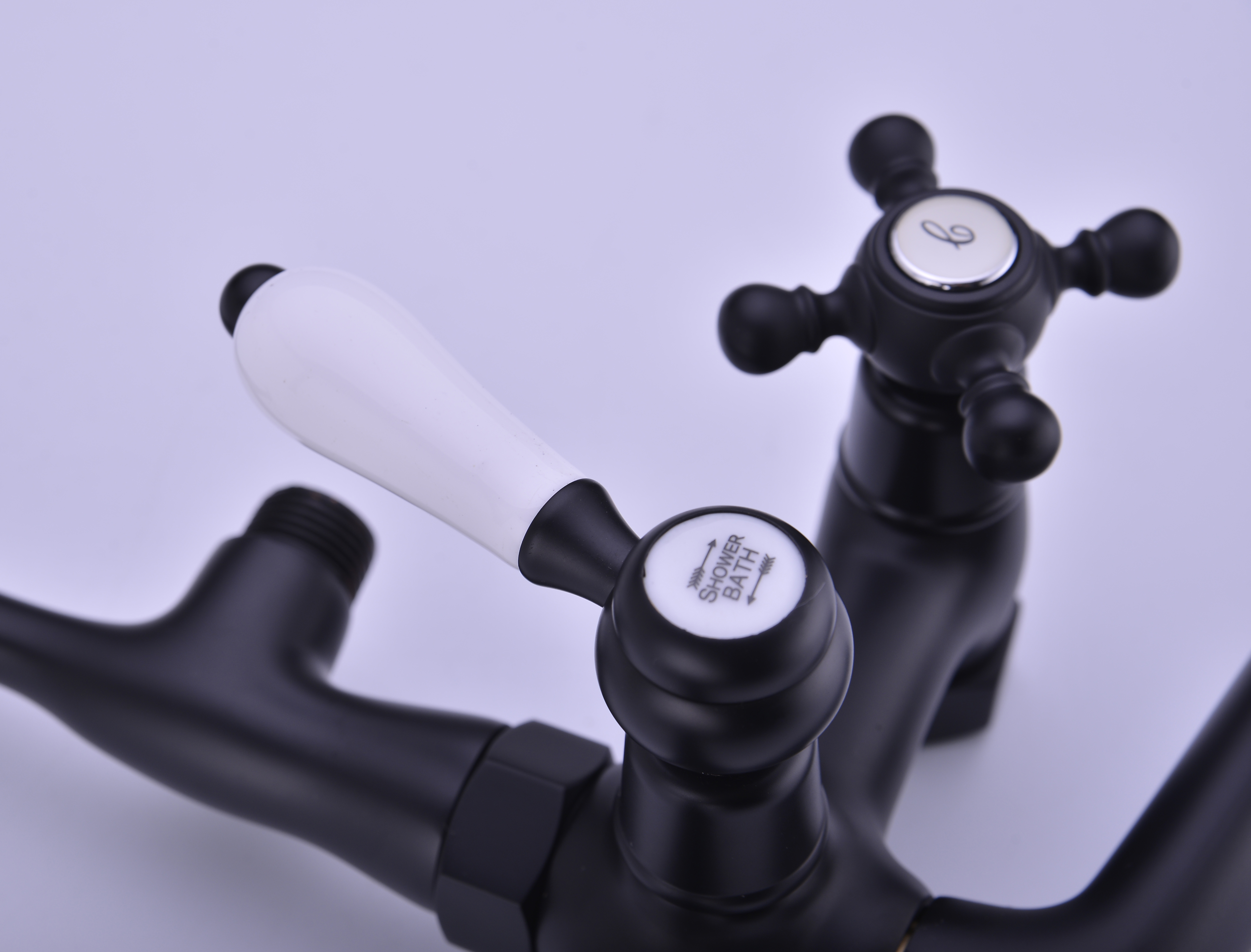 掛墻式浴缸龍頭批發(fā)價(jià)格  掛墻式浴缸龍頭供應(yīng)商