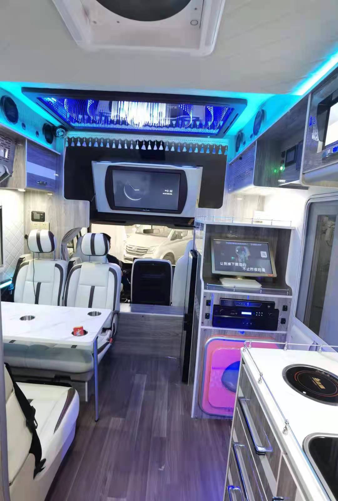 H500輕卡房車  躍進(jìn)H500輕卡房車  自動(dòng)擋房車  房車生產(chǎn)廠家