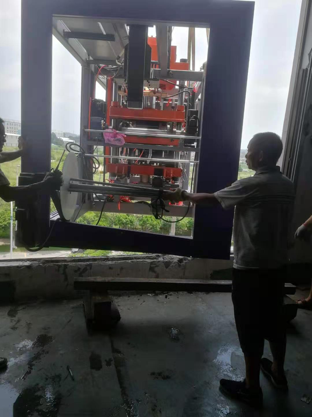 獅山大型機(jī)器移位 貨柜裝卸 吊車出租