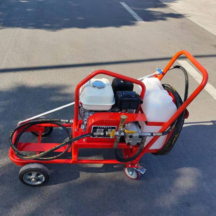 小型瀝青灑布機 乳化瀝青撒布機 噴淋式瀝青撒布機