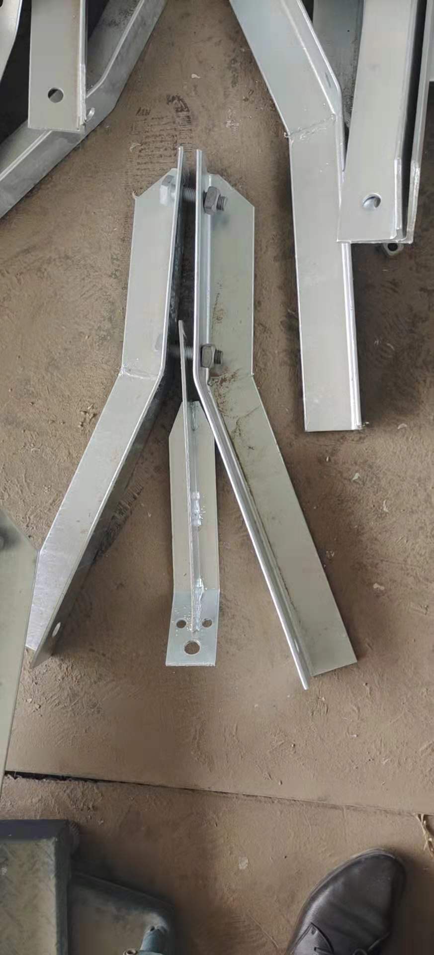 圓盤盤扣腳手架_報價批發(fā)【任丘德運通信器材】圓盤式腳手架