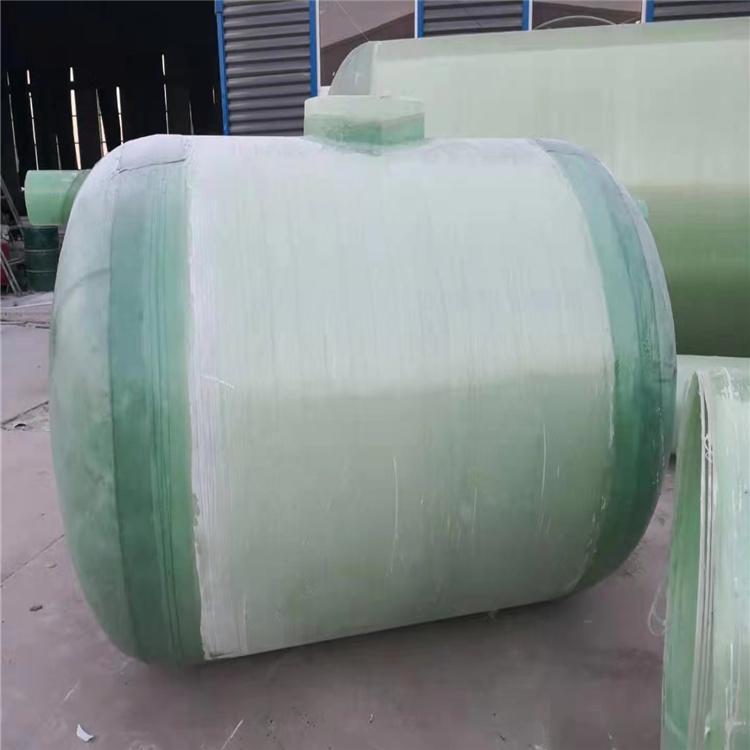 小型玻璃鋼化糞池廠家報價  小型玻璃鋼化糞池市場價格 小型玻璃鋼化糞池報價