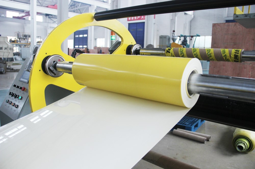 得到諸多關(guān)注的生物基降解片材設(shè)備降解餐盒生產(chǎn)線