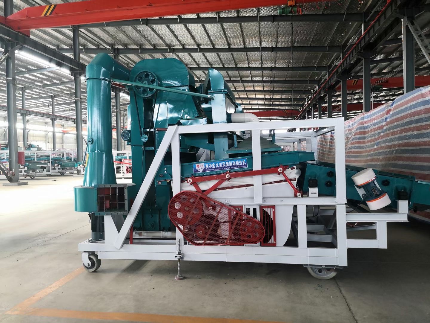 環(huán)保型比重式精選篩生產(chǎn)廠家  玉米小麥水稻比重式精選機供應商  花生脫殼機批發(fā)