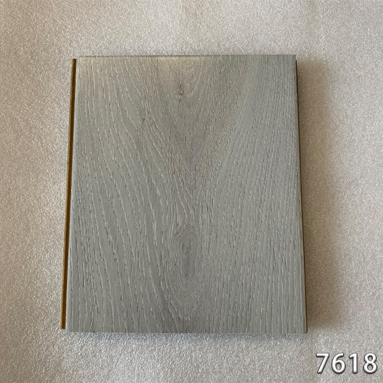 山東舒暢復(fù)合強(qiáng)化木地板 12mm  舒暢復(fù)合強(qiáng)化木地板雙達(dá)標(biāo)系列