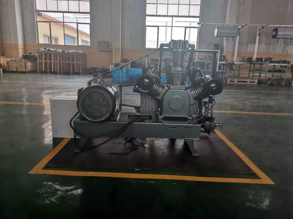 無油空壓機在食品行業(yè)的應用全無油空氣壓縮機