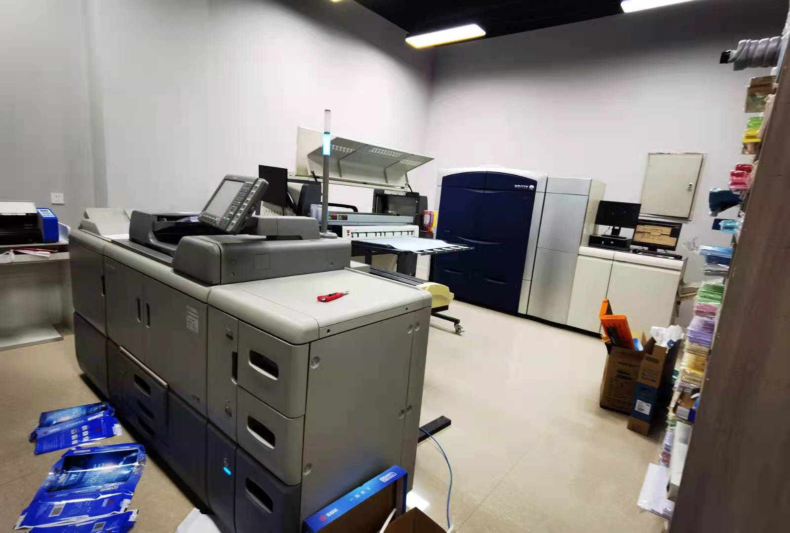 供應鄭州24小時標書裝訂、數(shù)碼彩打、工程圖紙、紅章藍圖打印