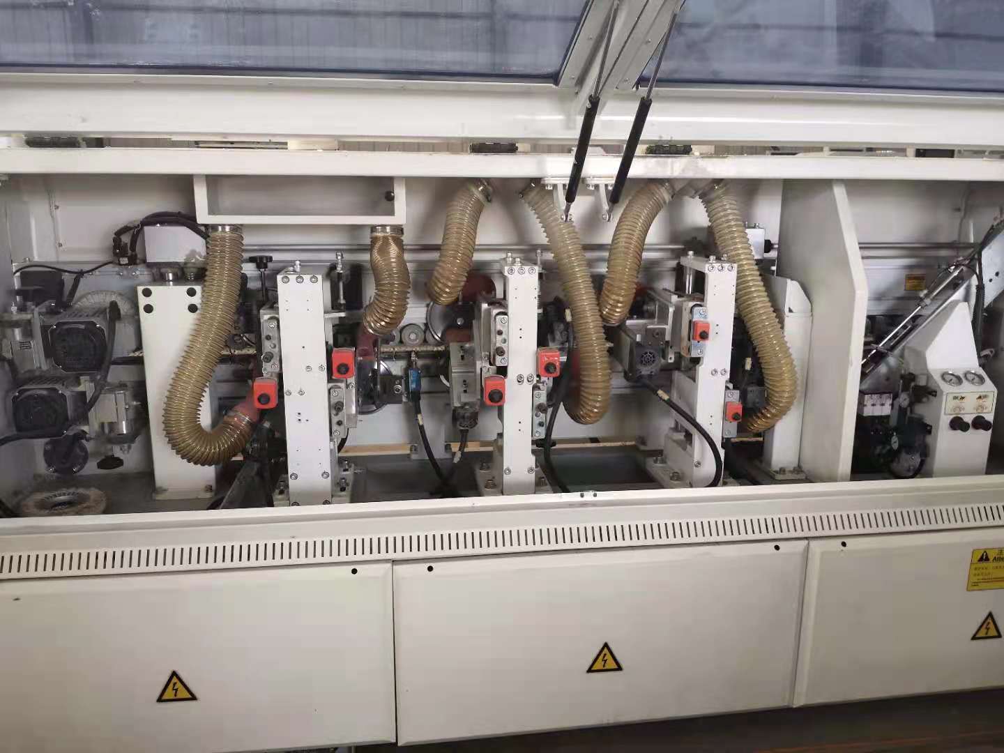 轉(zhuǎn)讓二手木工封邊機(jī)南興封邊機(jī)