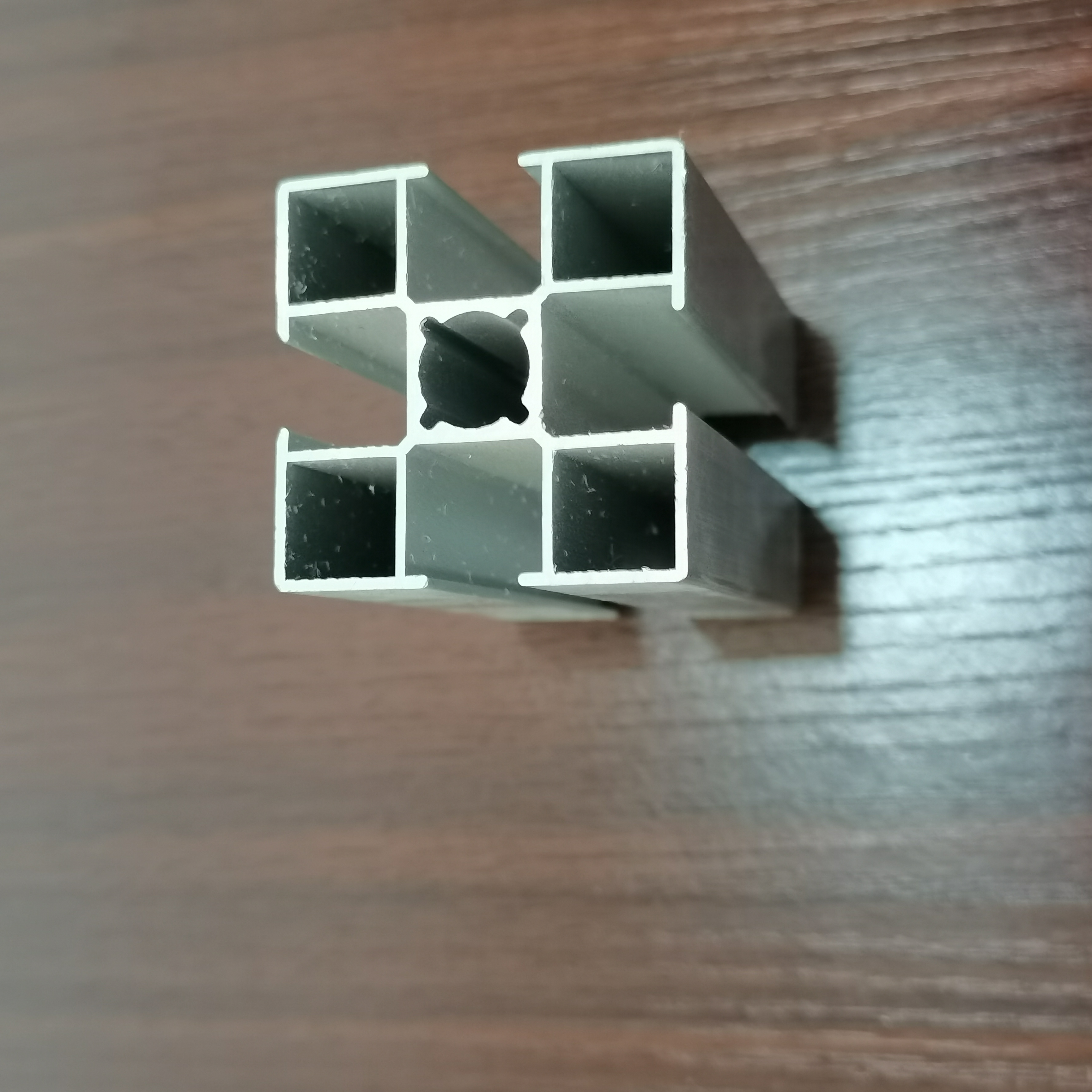 福建工業(yè)鋁型材鋁合金材料工業(yè)用鋁材廠家直接發(fā)貨