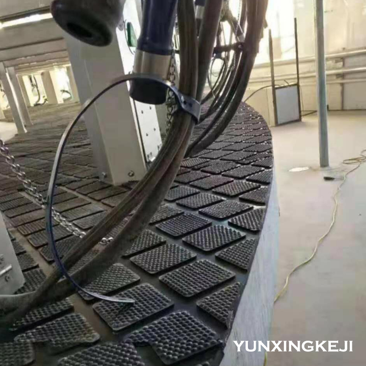 青島云興 橡膠牛棚墊 牛欄墊 橡膠畜牧墊 擠奶廳用橡膠墊  保溫豬舍墊