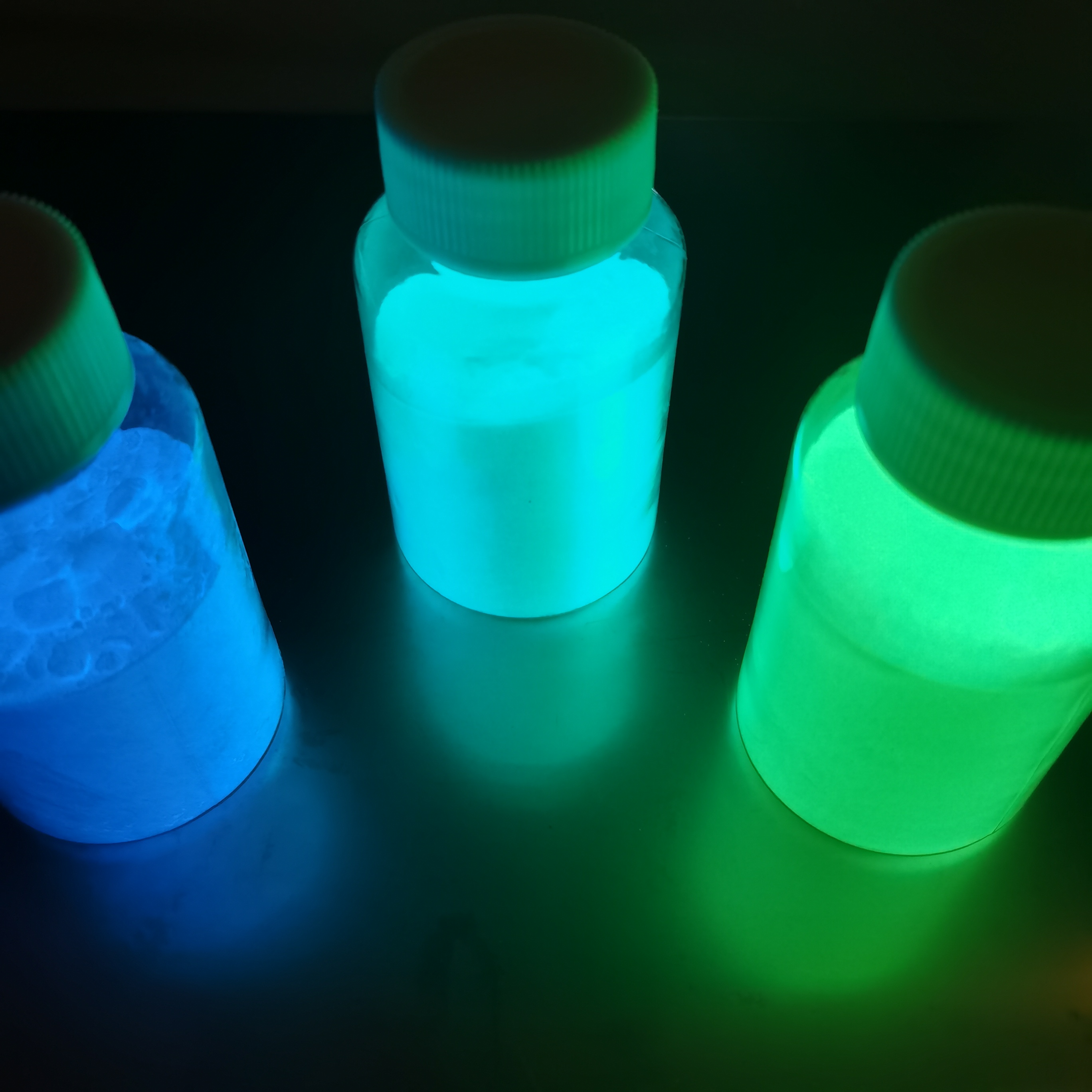 供應長余輝夜光粉 天藍色光致儲能夜光粉 發(fā)光粉