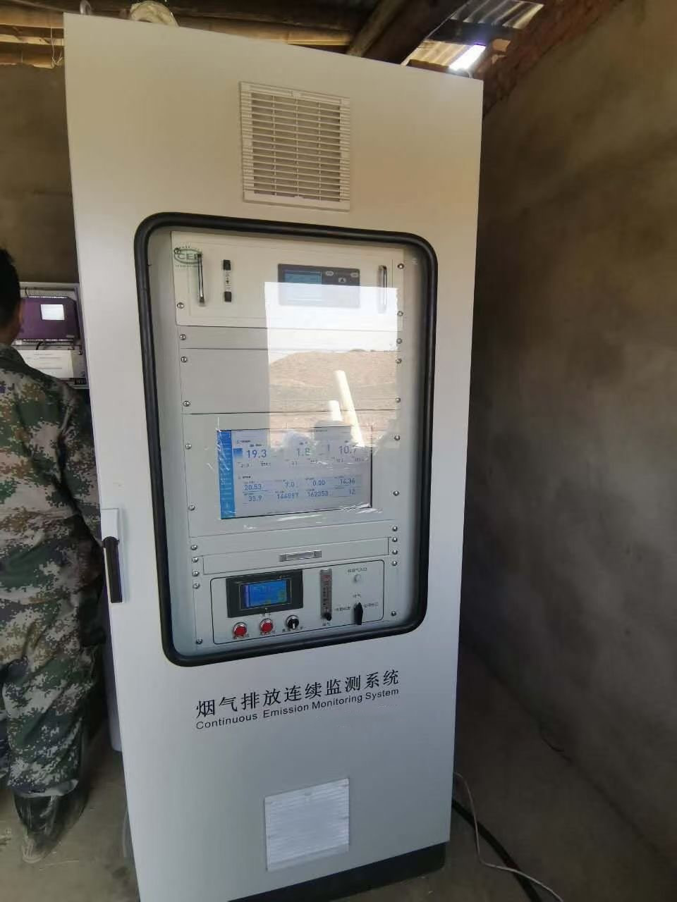 雙超低在線監(jiān)測系統(tǒng)磚瓦廠水泥火電 超低粉塵儀