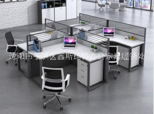 拐角鋼架辦公桌職員辦公桌屏風組合工位卡座辦公室轉角桌子員工桌沈陽辦公家具