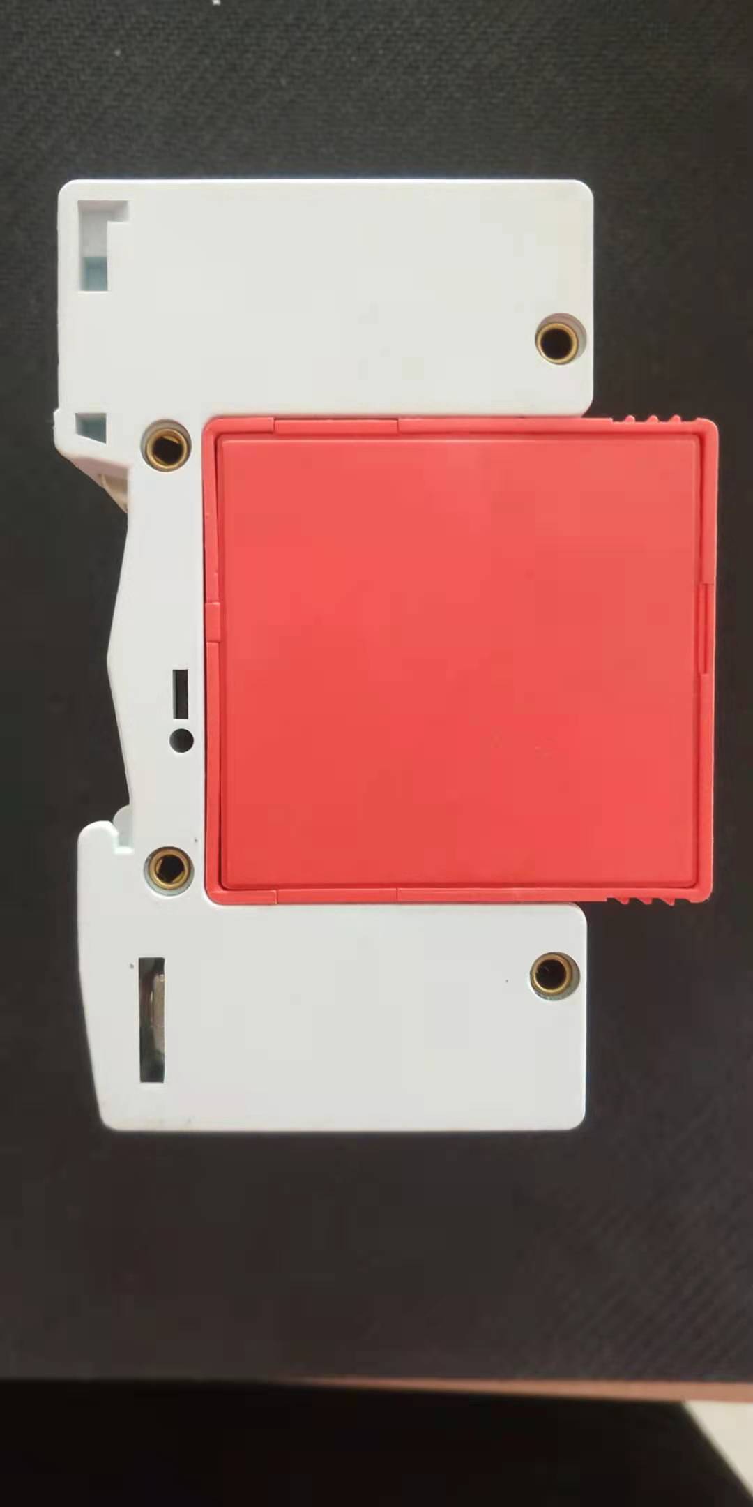 LMST/路美思通   家用防雷保護(hù)電源開關(guān)防雷器 LMST/路美思通 浪涌保護(hù)器