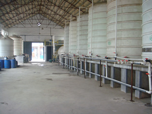 湖南循環(huán)水阻垢分散劑價(jià)格 油田注水處理劑鍋爐水處理劑批發(fā) AA/HPA/AMPS市場廠家