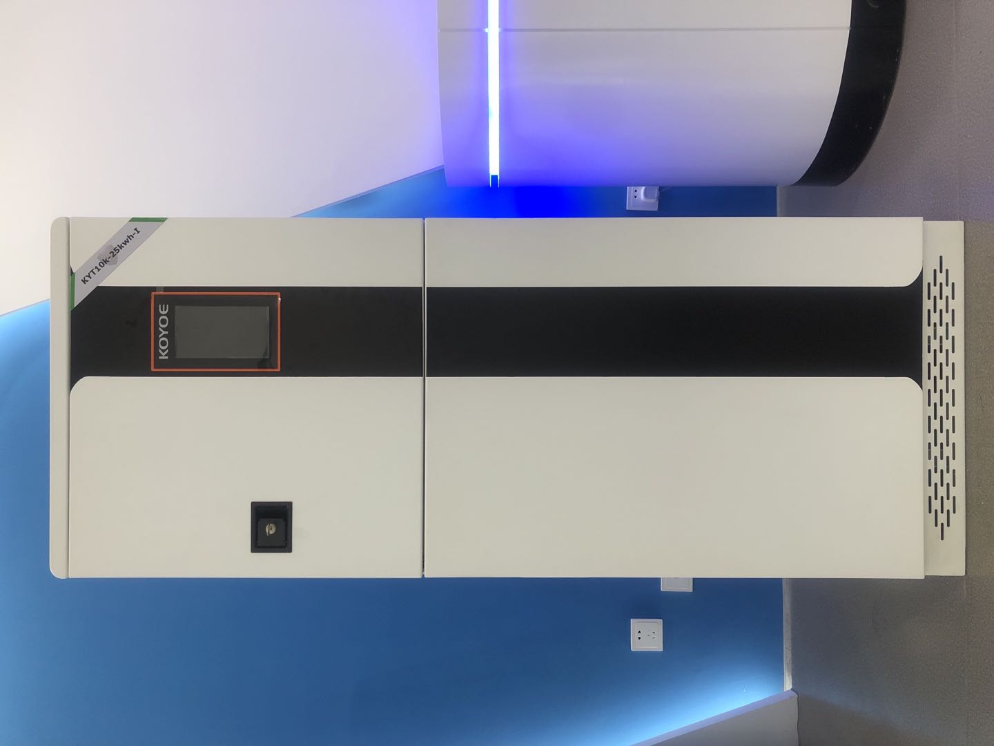 出口型6kw三相儲能并離網(wǎng)逆變器 PACK電池包 EMS BMS管理系統(tǒng)