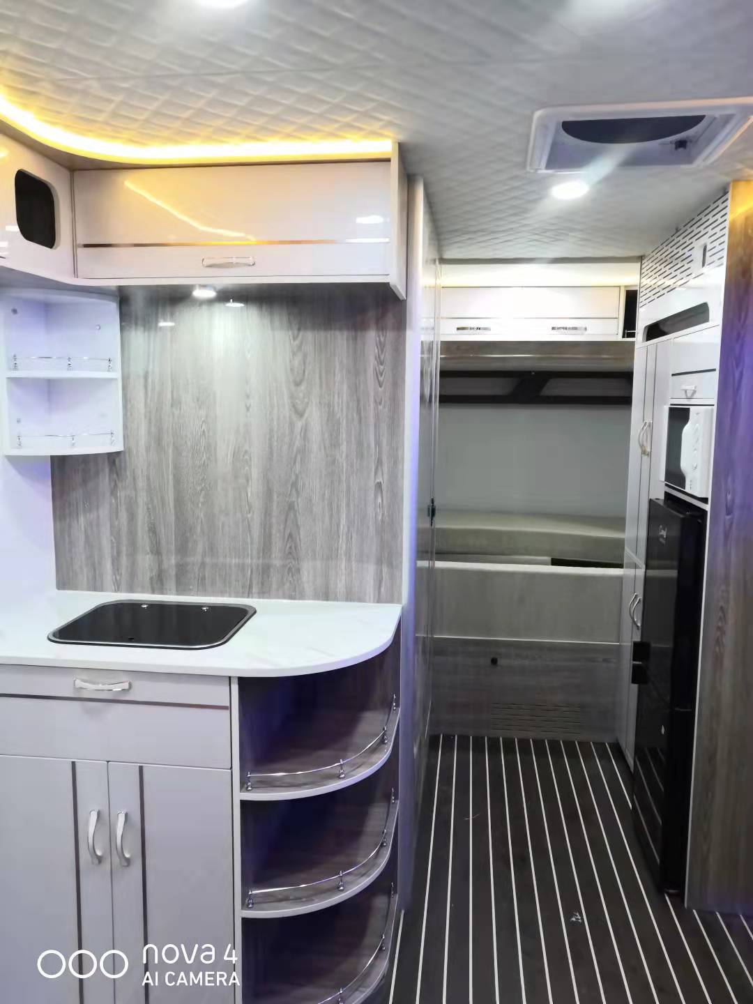 H500拓展房車  上汽躍進(jìn)H500房車  房車生產(chǎn)廠家