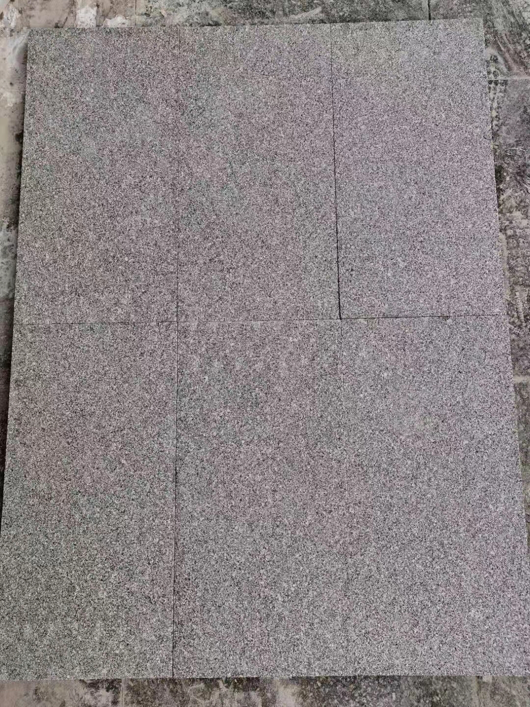 章丘黑小塊石   芝麻黑石材 芝麻黑手鑿面  芝麻黑異型  芝麻黑生產(chǎn)廠家 常年供應  山東金博石材  芝麻黑小塊石