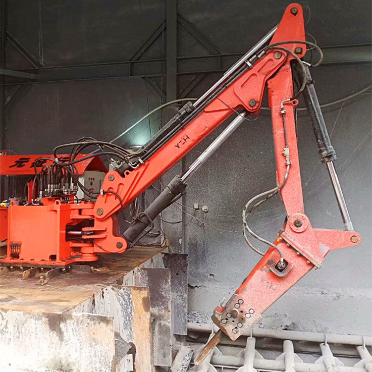 元征行生產(chǎn)礦山機械碎石機