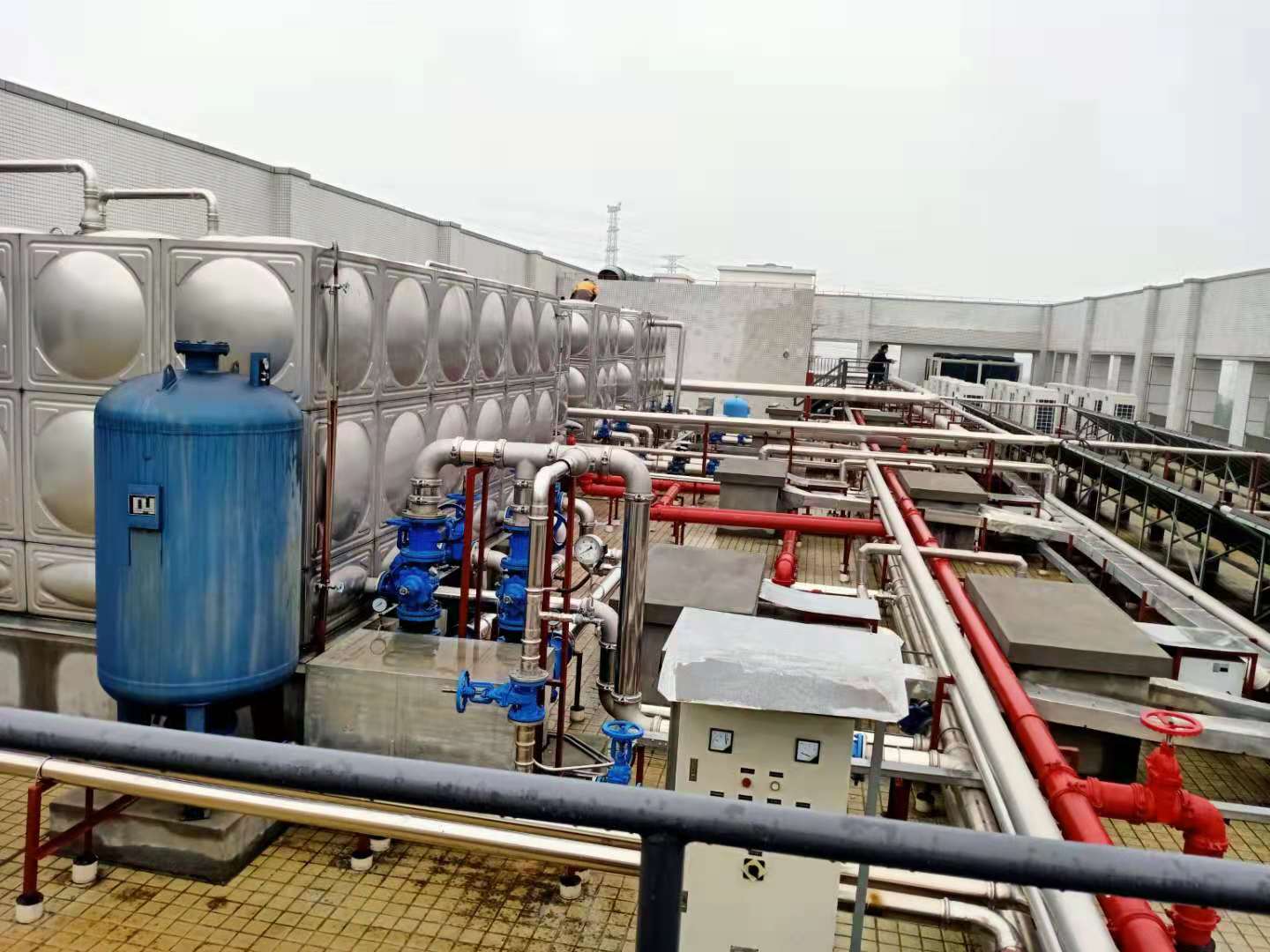 大型熱水工程商用空氣能廠家批發(fā)價格實惠