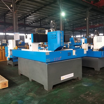 萬(wàn)國(guó)數(shù)控機(jī)床全自動(dòng)立式鉆銑床Z500廠家鉆孔攻絲模具機(jī)械加工