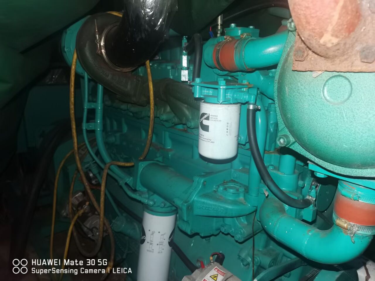 轉(zhuǎn)讓二手重康275kw發(fā)電機(jī)組