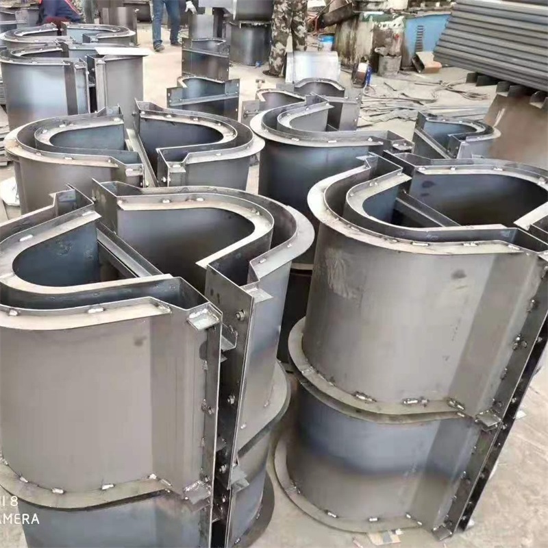 水泥急流槽模具 河道急流槽模具 雪飛模具 優(yōu)勢(shì)說(shuō)明