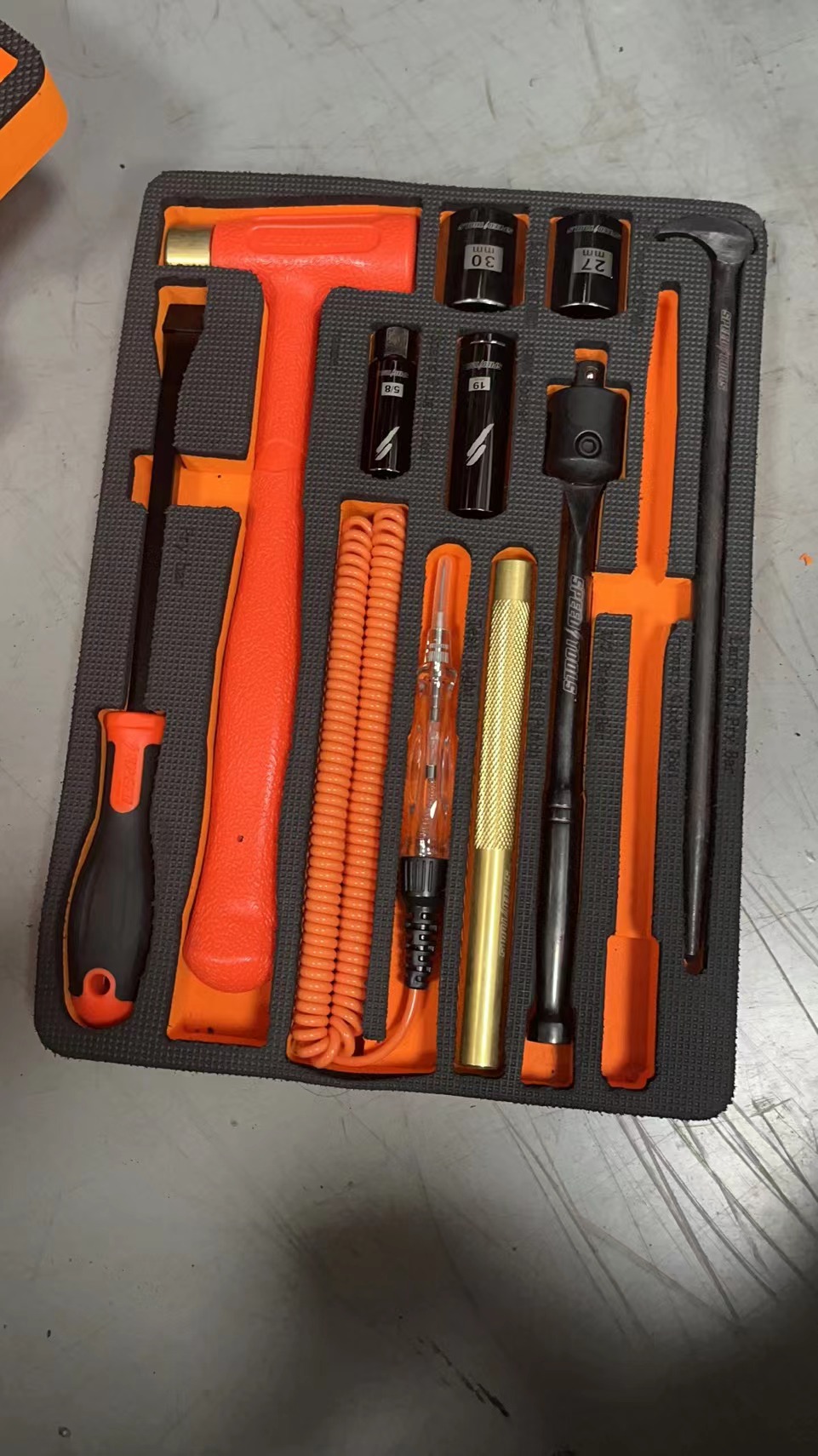 佛山定制EVA機電零部件內(nèi)托廠商/EVA禮品酒盒內(nèi)襯批發(fā)價格