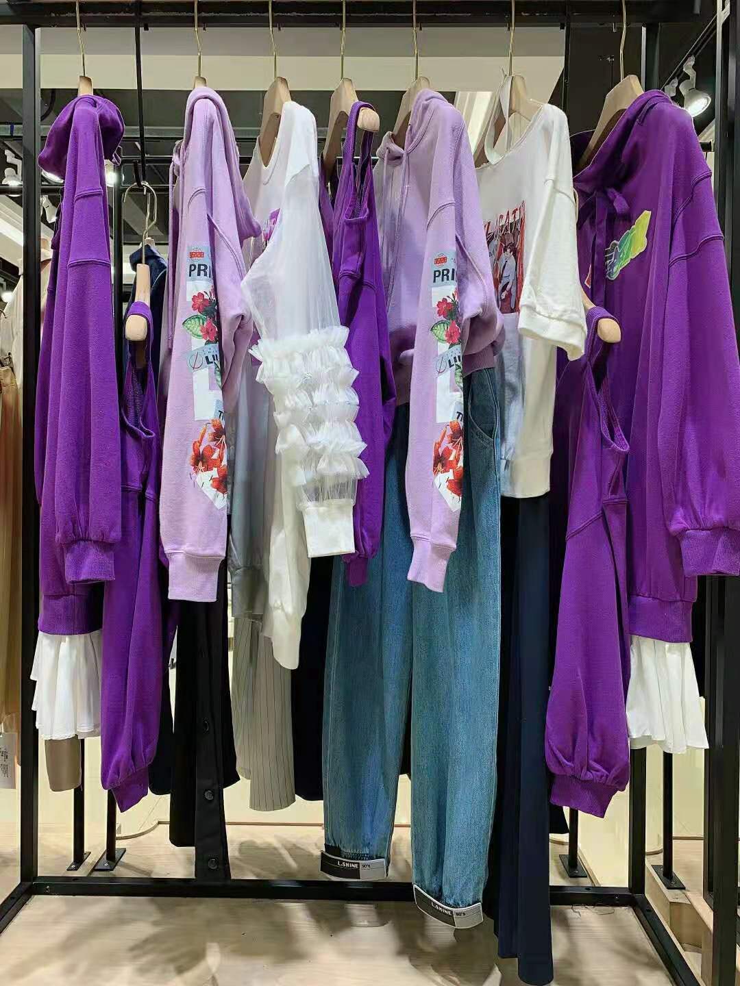 上海輕奢潮牌珞炫2021秋具有性價(jià)比品牌折扣批發(fā) 品牌女裝尾貨批發(fā)