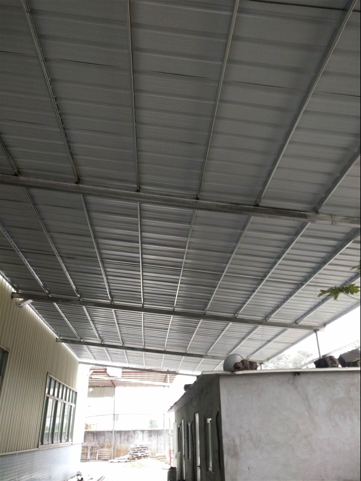 東莞南城區(qū)搭建鐵皮棚價(jià)格   裝修搭建鐵皮棚施工隊(duì)電話 承接大小工程 東莞市富久裝飾工程有限公司 裝修搭建鐵皮棚報(bào)價(jià)