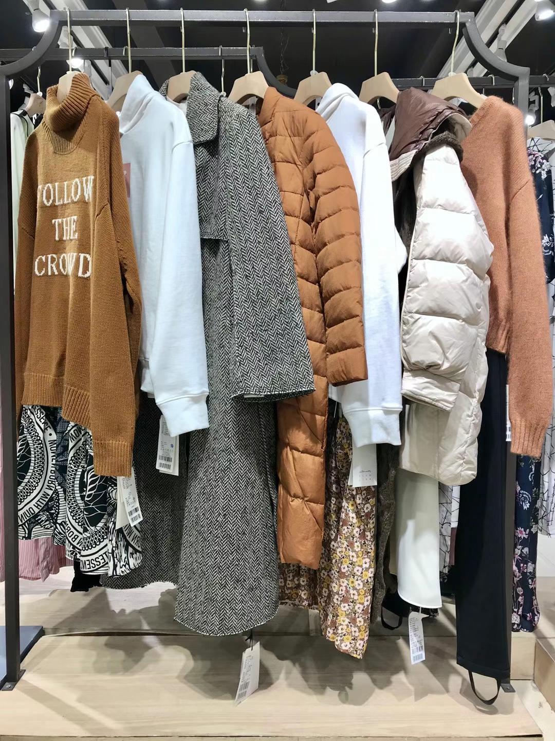碧可21秋冬女裝品牌折扣店貨源一手批發(fā)