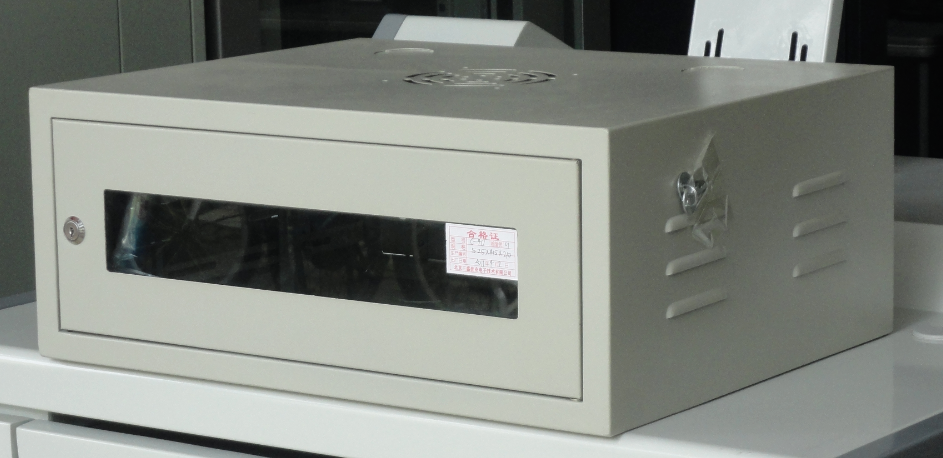 供應(yīng)廣西南寧普通C型12U掛墻機(jī)柜廠家品質(zhì)掛墻機(jī)柜南寧