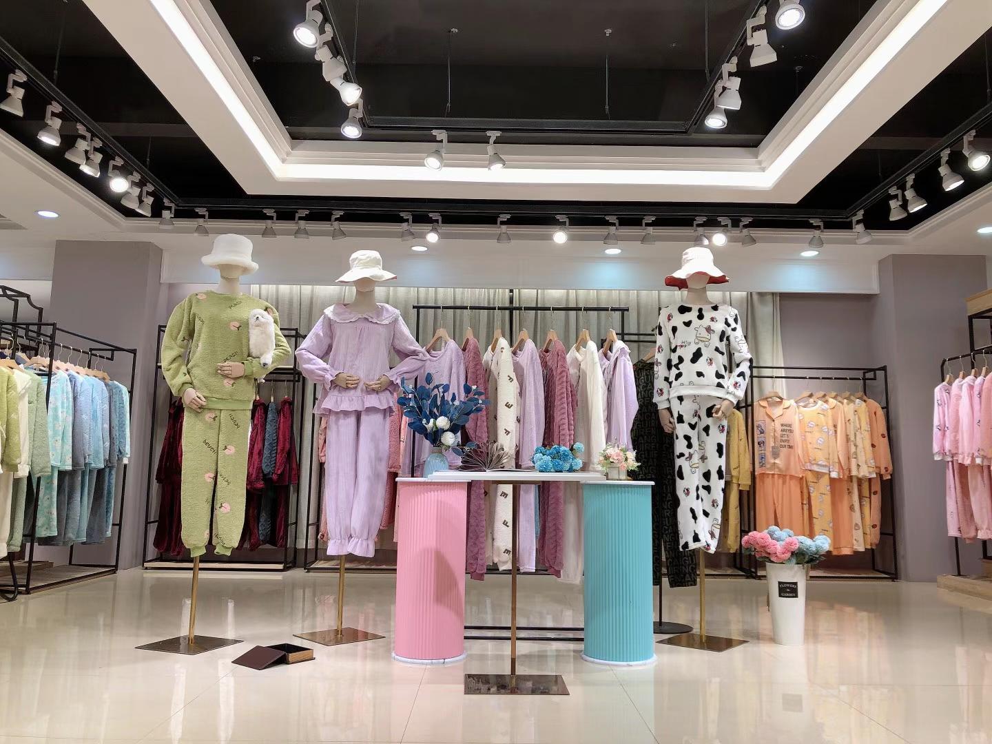 羅佧秀羊羔加厚款系列家居服2021秋冬廣州供應(yīng)專柜下架品牌折扣女裝貨源