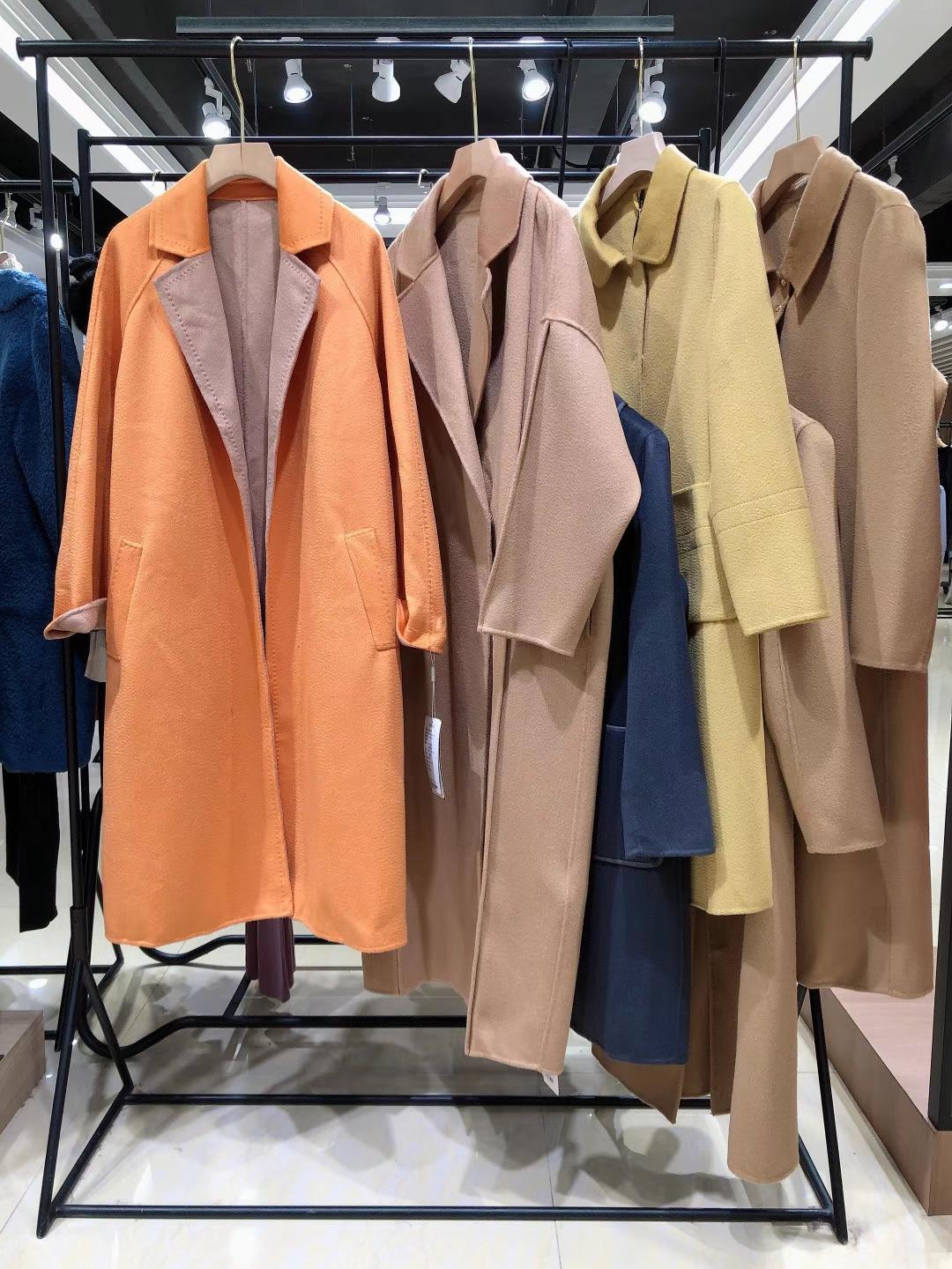 輕奢品牌施珞琪2021冬品牌折扣女裝店專柜批發(fā) 女式大衣批發(fā)