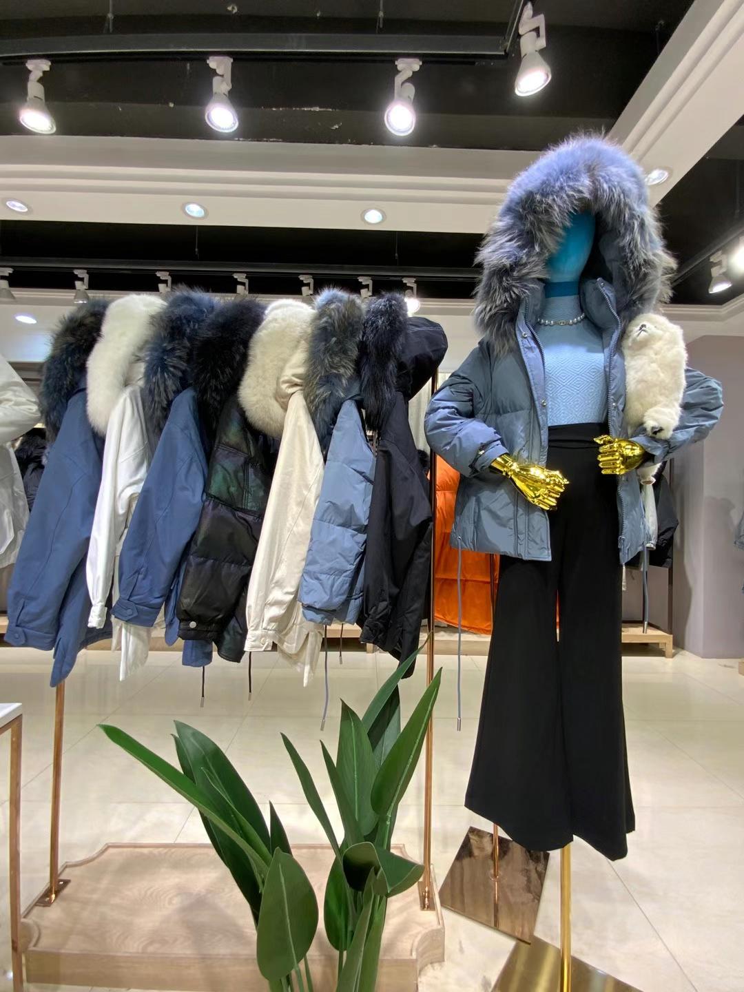 2021冬瓊瓏派克羽絨服高 品質羽絨服品牌折扣女裝尾貨直播一手貨源