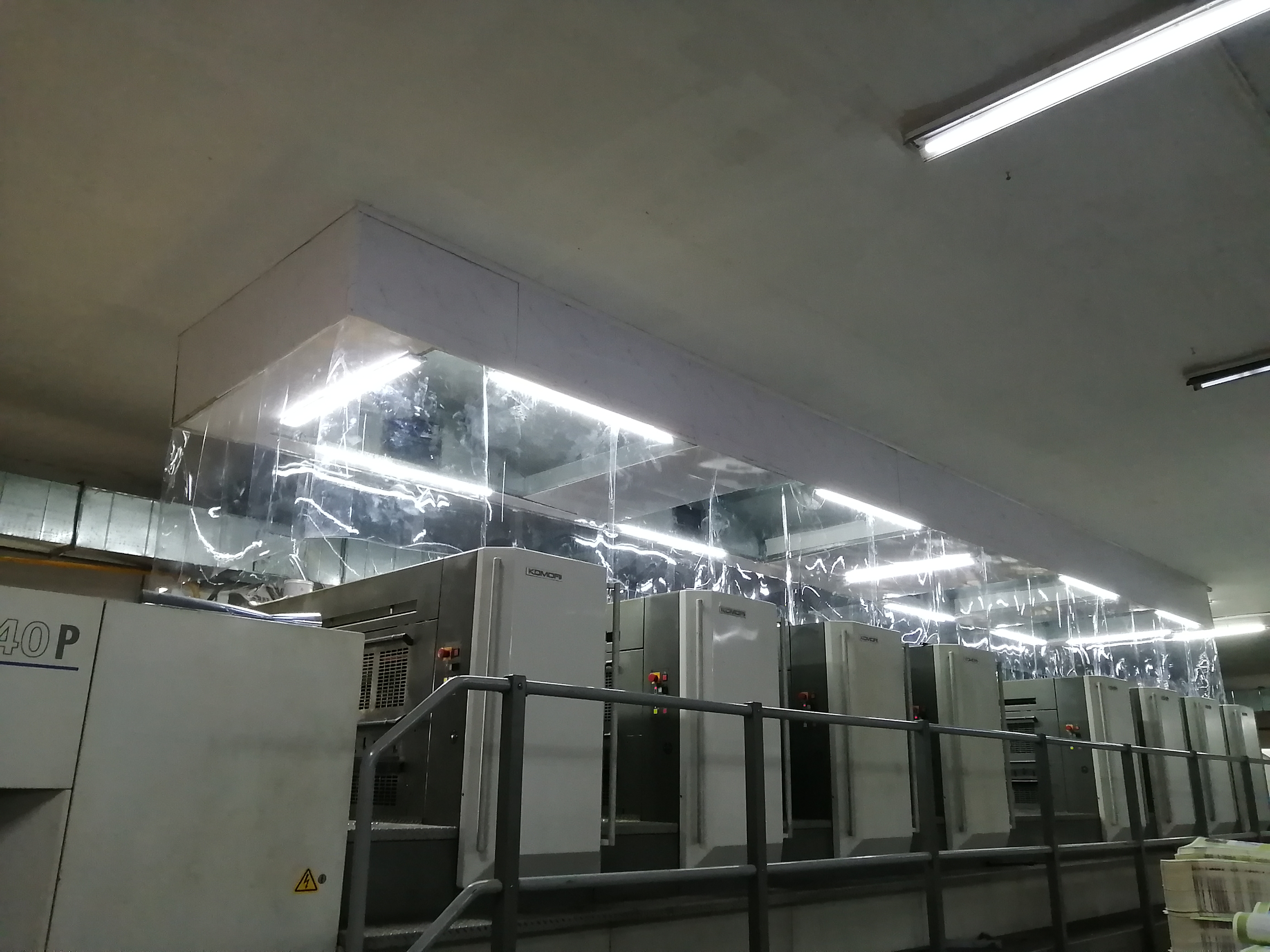 小批量圖書印刷,期刊雜志印刷，教輔教材、說明書、使用手冊等短版印刷業(yè)務(wù)。