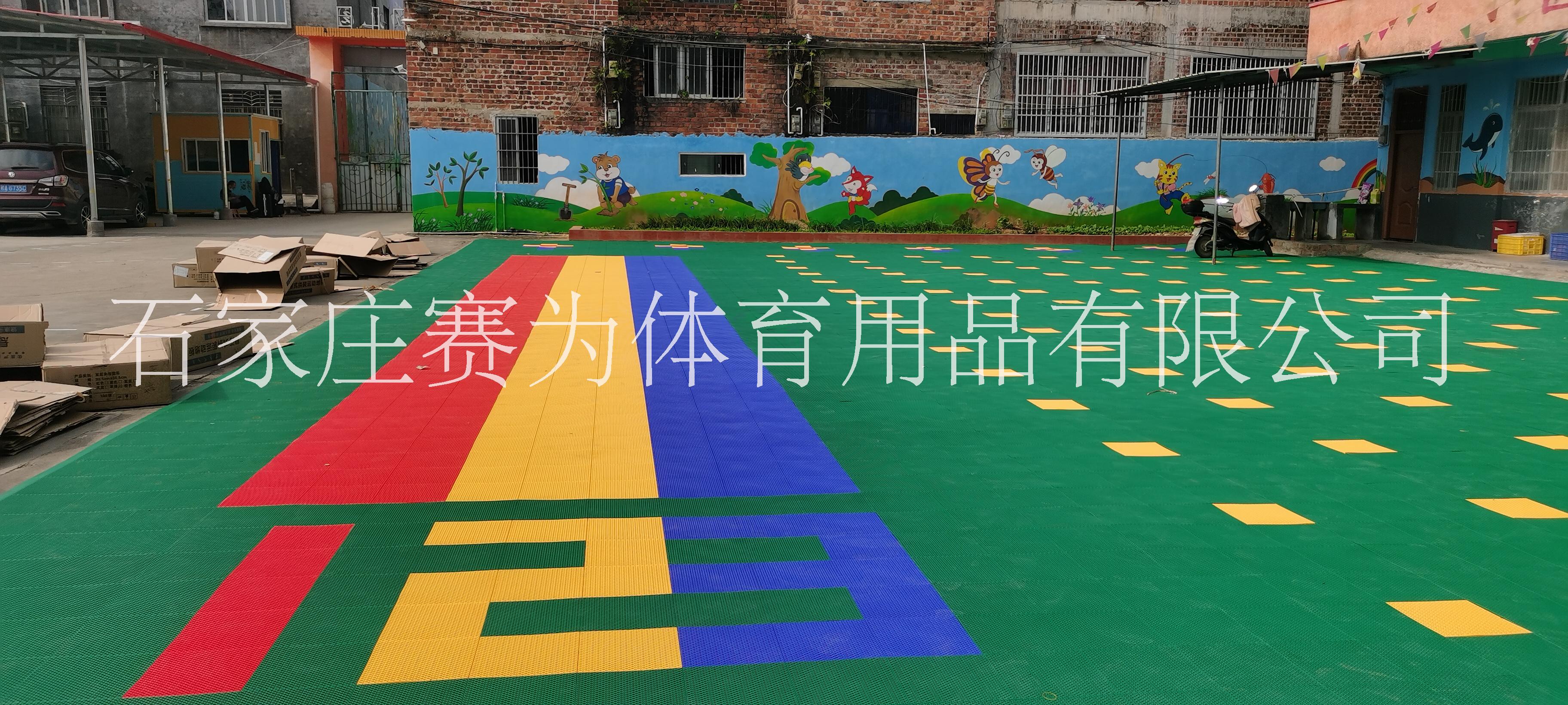 懷化懸浮地板拼裝地板幼兒園地板價格、廠家批發(fā)