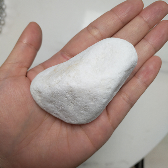 發(fā)現(xiàn)機(jī)制砂 機(jī)制雪花白 鵝卵石 鋪路石