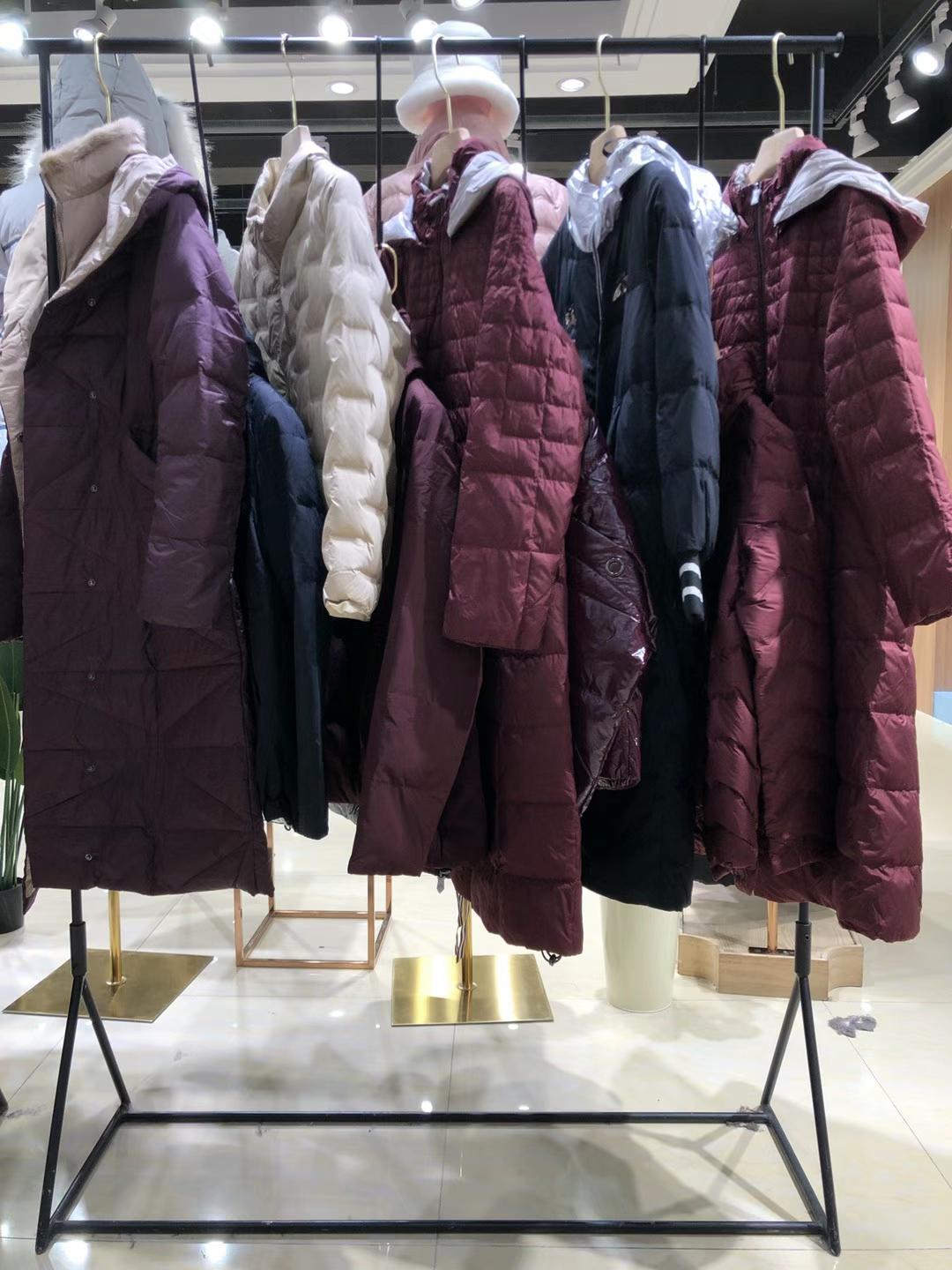 知 名品牌珂朵蕾姆2021冬裝品牌折扣女裝直批發(fā)一手貨源
