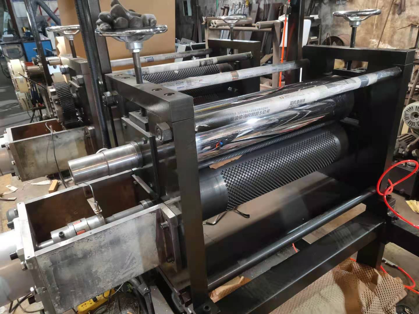 氣泡紙壓紋機(jī) 紙質(zhì)氣泡壓紋機(jī)