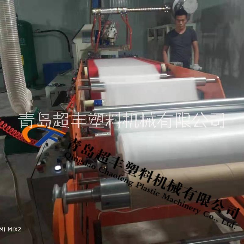PP熔噴吸油棉設(shè)備 PP熔噴吸油氈生產(chǎn)線 超豐塑料機(jī)械