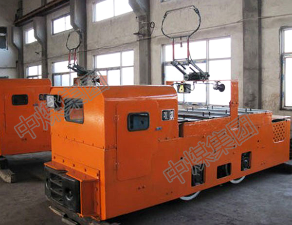 山東中煤1.5T架線式電機(jī)車(chē)