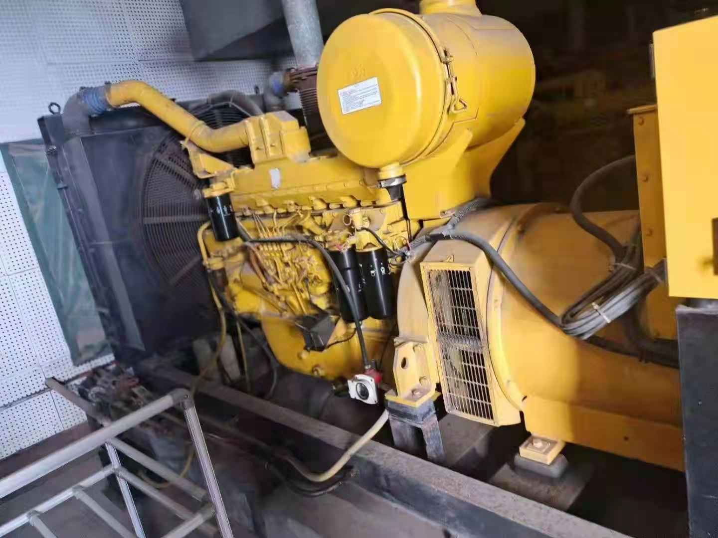 發(fā)電機(jī)回收 選擇昌運(yùn)廢舊物資回收誠(chéng)信回收 24小時(shí)免費(fèi)上門 回收舊發(fā)電機(jī)