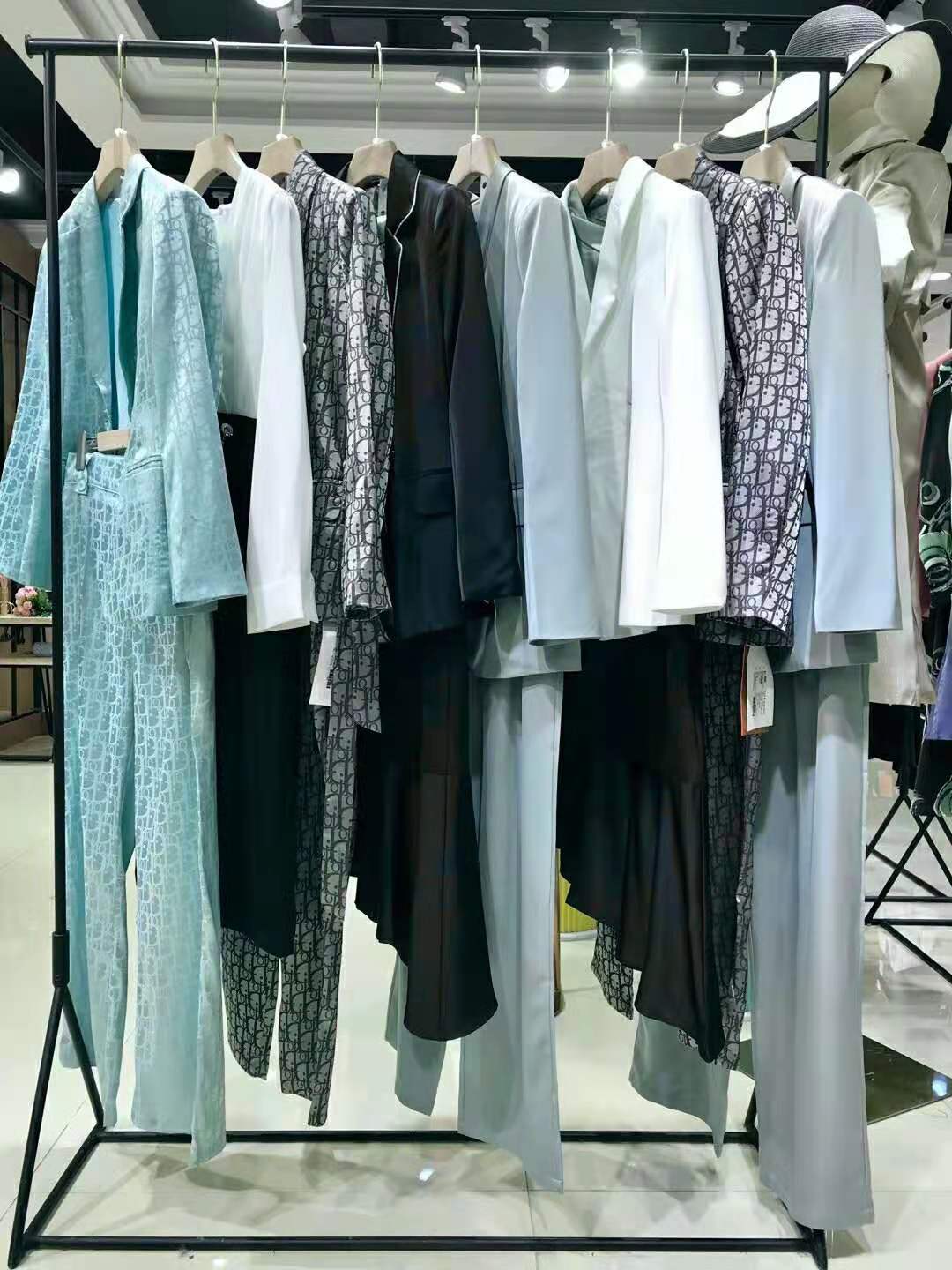 珂萊迪奧2021秋裝一 線高 端輕奢品牌女裝撤柜下架尾貨直播折扣貨源批發(fā)