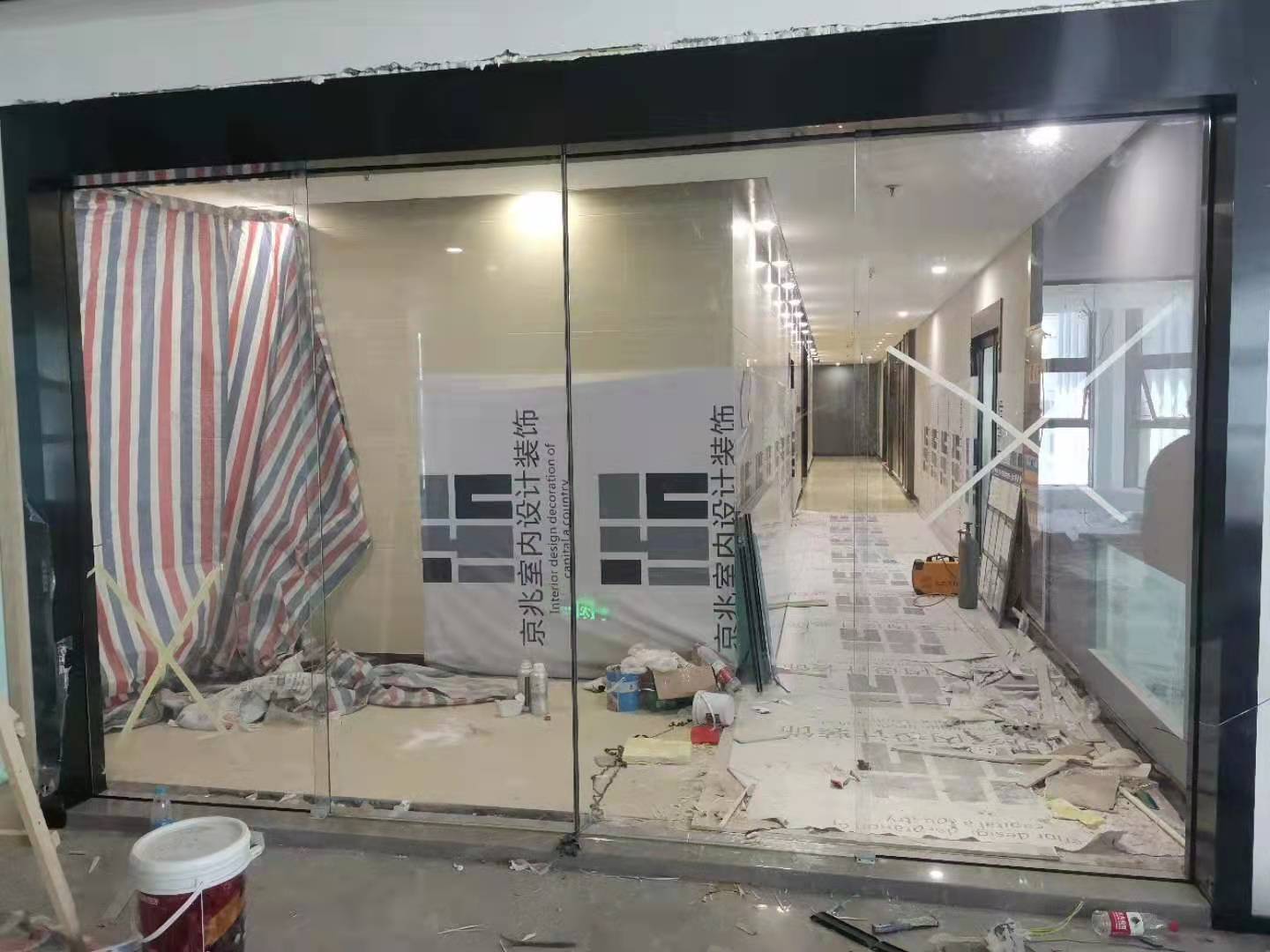 西安電動感應(yīng)門 渭南自動門生產(chǎn)廠家