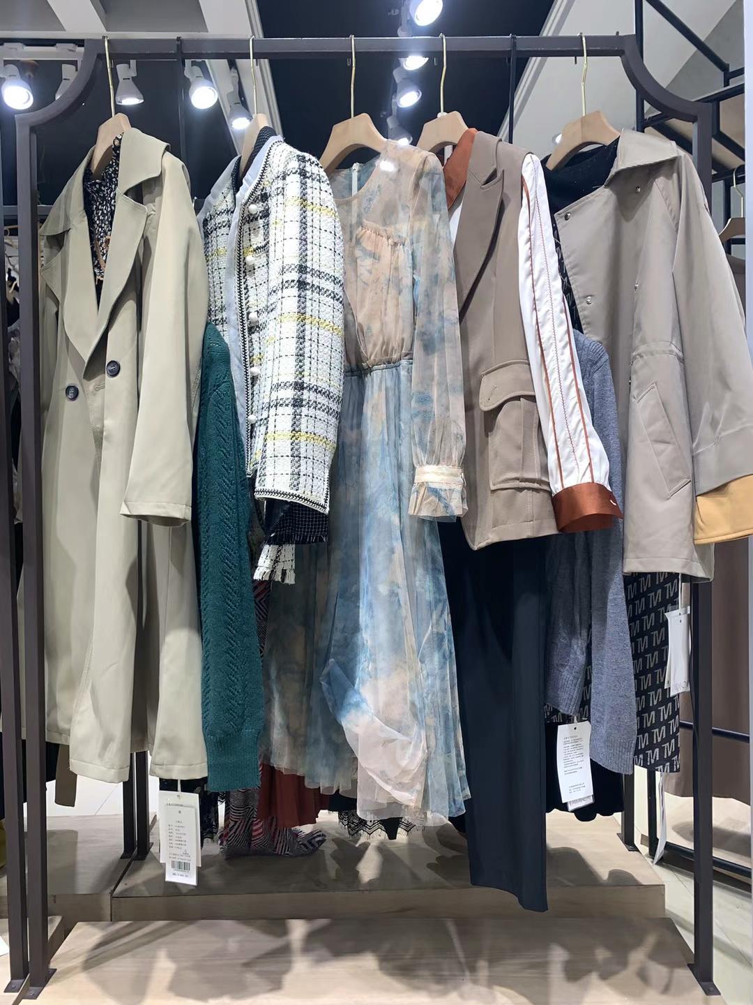 一 線品牌女裝迪笛歐2022春專柜品牌折扣女裝店清倉批發(fā)