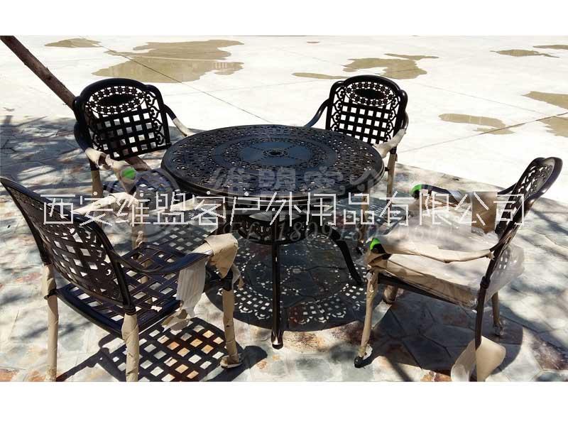 鑄鋁桌椅 戶外家具 別墅家具 戶外遮陽(yáng)傘廠家直銷