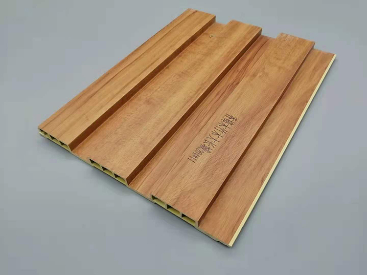 廣東批發(fā)竹木纖維天花吊頂材料204覆膜大長(zhǎng)城幼兒園陽(yáng)臺(tái)護(hù)墻板 室內(nèi)墻裙長(zhǎng)城板