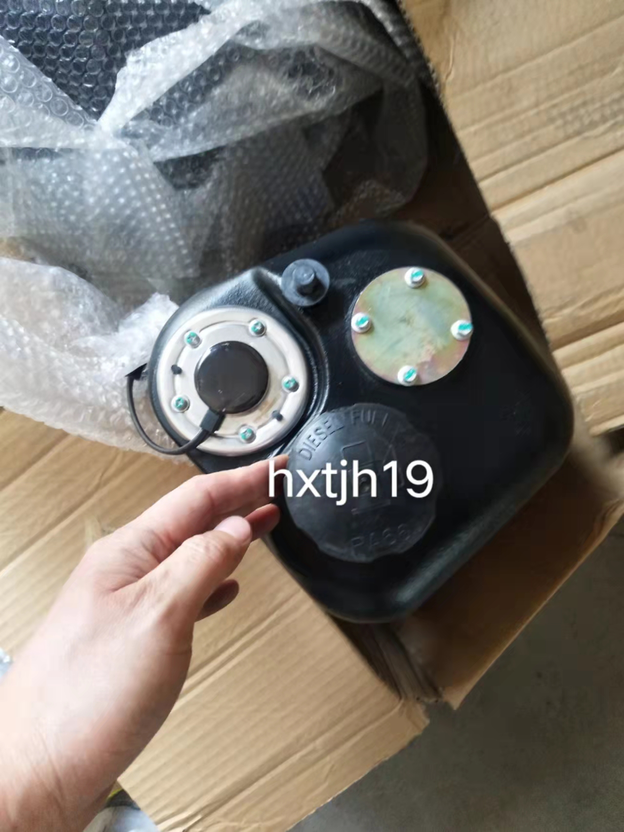 雷沃18*箱雷沃18*箱總成 微挖發(fā)動機(jī)總成 橡膠履帶